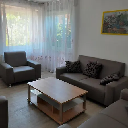 Direkt Am Kanal Apartment