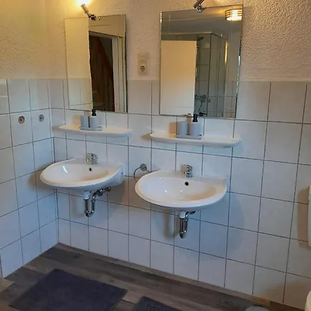 Direkt Am Kanal * Emden